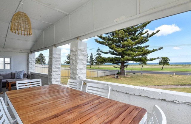 Beachside Bungalow House