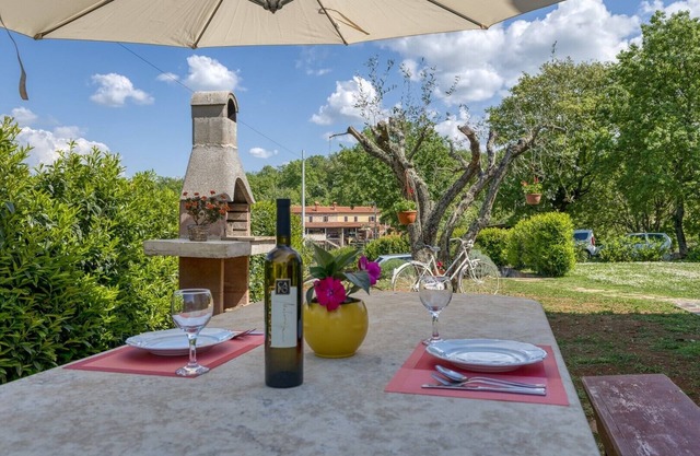 Beakovic Apartment with Private Garden