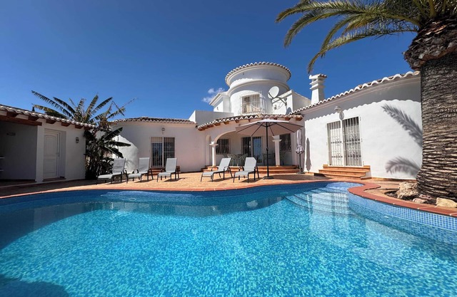 Beatuiful villa with private pool and air-condition