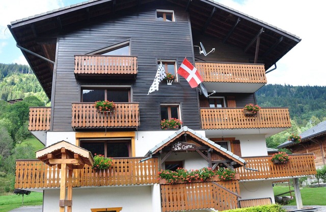 Beautiful apartment for 4 guests with WIFI, TV, balcony, pets allowed and panoramic view