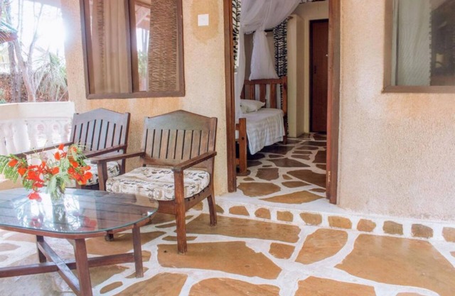 Beautiful 1-bedroom cottage in Diani Beach-9