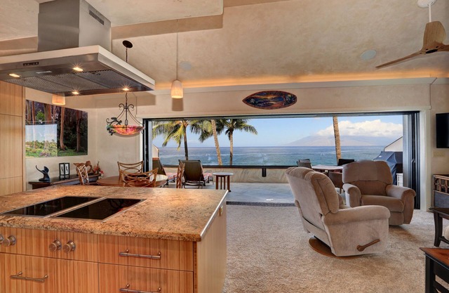 Beautiful 2 Bedroom Oceanfront Condo Makena Surf F307 - Luxury Awaits!