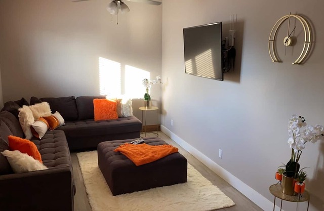 Beautiful 3 bed 2 bath home