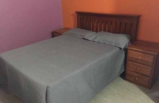 Beautiful 4-Bedroomed House with a Jacuzzi