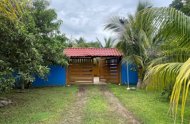 BEAUTIFUL 5 BEDROOM BEACH HOUSE AT SAN BLAS LA LIBERTAD