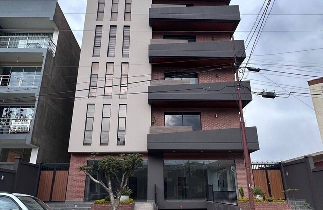 Beautiful apartment with 2 rooms/3 beds/2 bathrooms with WIFI