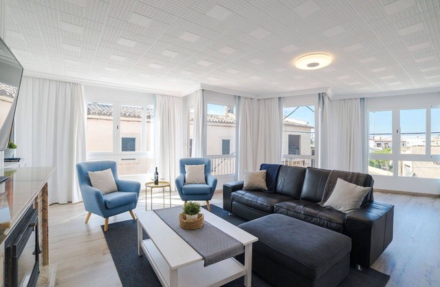 Beautiful apartment for 6 people with WIFI, A/C, TV and patio