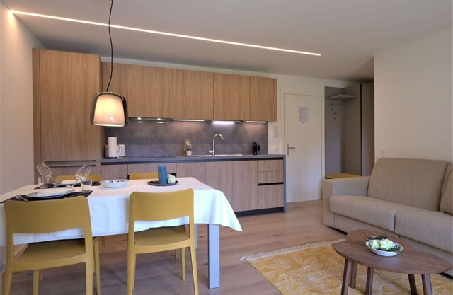 Beautiful apartment for 2 people with WIFI, TV, balcony, pets allowed and panoramic view