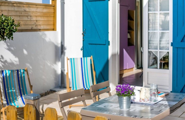 Beautiful apartment for 2 guests with WIFI, A/C, TV and terrace