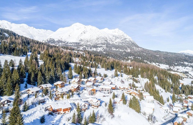 Beautiful apartment for 4 guests with WIFI, TV, terrace, pets allowed and panoramic view