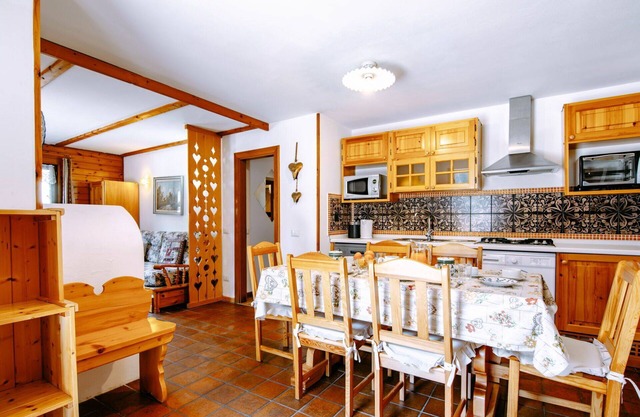 Beautiful apartment for 6 guests with TV and pets allowed