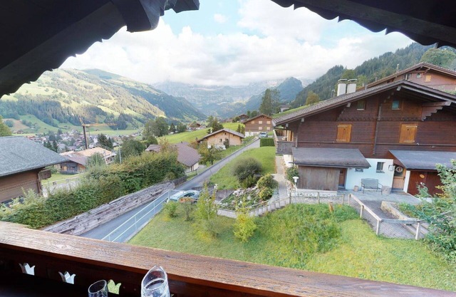 Beautiful apartment for 6 guests with TV, balcony and pets allowed