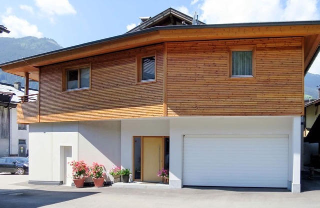 Beautiful apartment for 4 people with WIFI, TV, balcony and parking