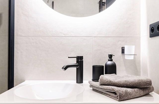 Beautiful apartment for 3 people with WIFI, A/C and TV