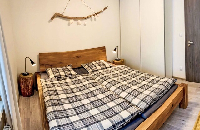 Beautiful apartment for 5 guests with WIFI and TV