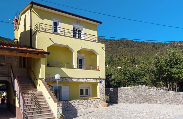 Beautiful apartment for 4 people with WIFI, A/C, TV and terrace