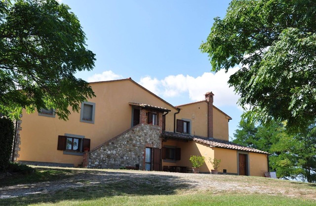 Beautiful apartment for 2 guests with WIFI, pool, TV, patio, pets allowed and panoramic view
