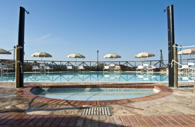 Beautiful apartment for 5 people with pool, A/C, TV and terrace