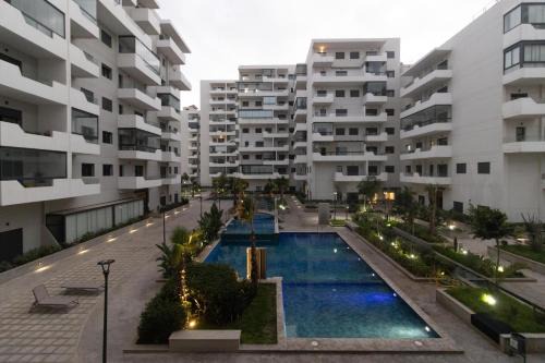 Beautiful apartment with pool view