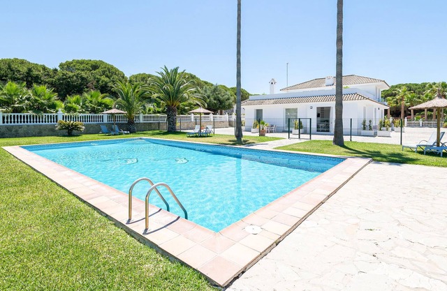 Beautiful apartment with outdoor pool, located very close to beautiful nature and only 3 km from the