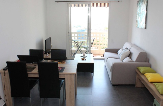 Beautiful apartment with open sea view not overlooked