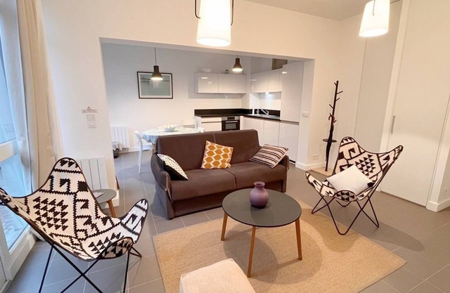 Beautiful appartment direct access to the lake