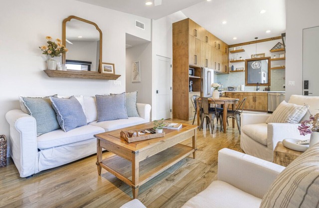 Beautiful Bayside Beach Home in Pacific Beach