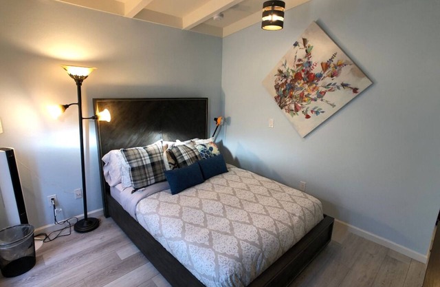 Beautiful centralized home away from home