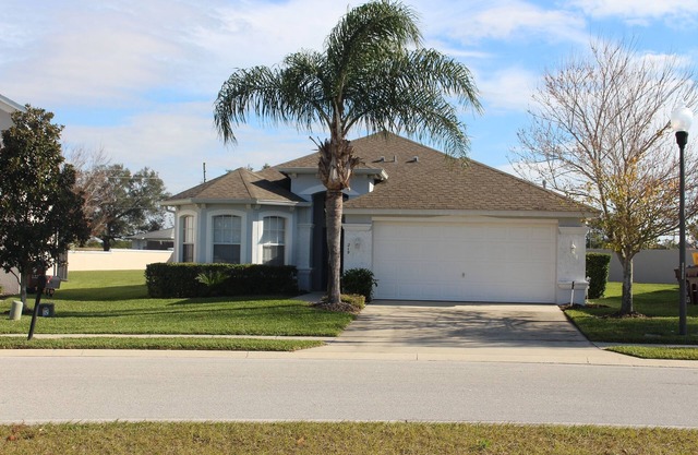 BEAUTIFUL FAMILY VILLA.nGATED COMMUNITY nSOUTH FACING POOLnWheelchair Friendly