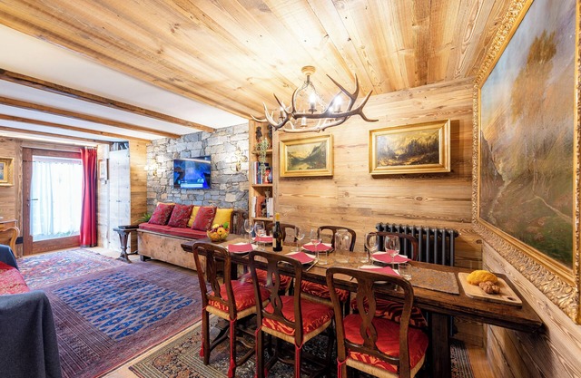 Beautiful Flat In Courmayeur, Courmayeur, Italy