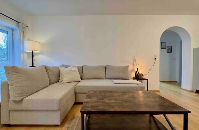 Beautiful flat with parking and kitchen for 4