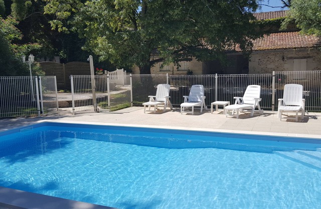 Beautiful house with character. Pool. Near Périgueux.