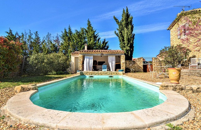 Beautiful home in Mejannes-les-Ales