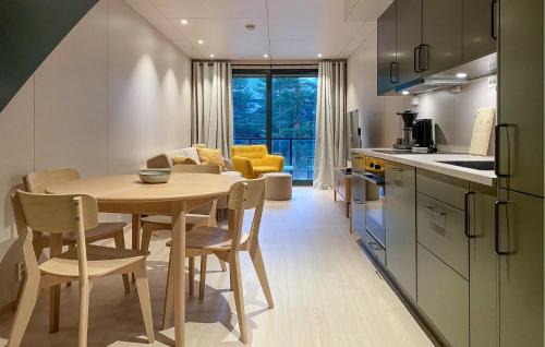 Beautiful Home In Bjorli