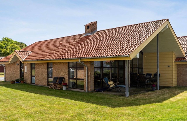 Beautiful home in Egernsund with sauna