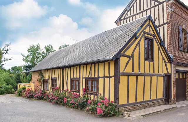 Beautiful home in Le Sap with 2 Bedrooms and WiFi