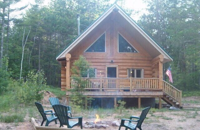 Beautiful log cabin nestled in the Hiawatha National Forest located in The UP.