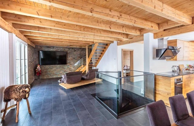 Beautiful luxury chalet in Seelisberg with lake view, sauna and whirlpool