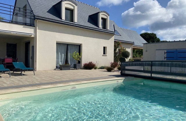 Beautiful modern house located in Erquy, with a private swimming pool.