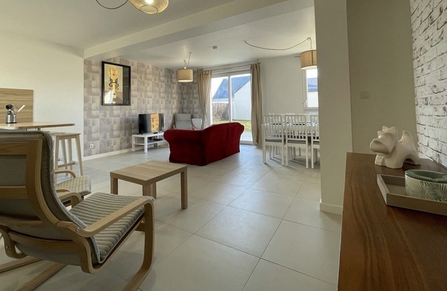 Beautiful new house, 10 minutes from Chambray-lès-Tours