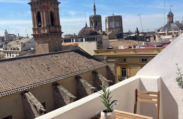 Beautiful penthouse with fantastic views over the old town
