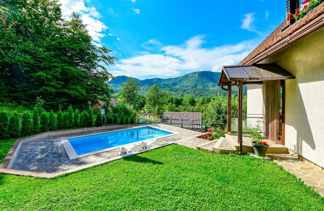 Beautiful private villa for 6 guests with WIFI, A/C, private pool, TV, terrace and panoramic view