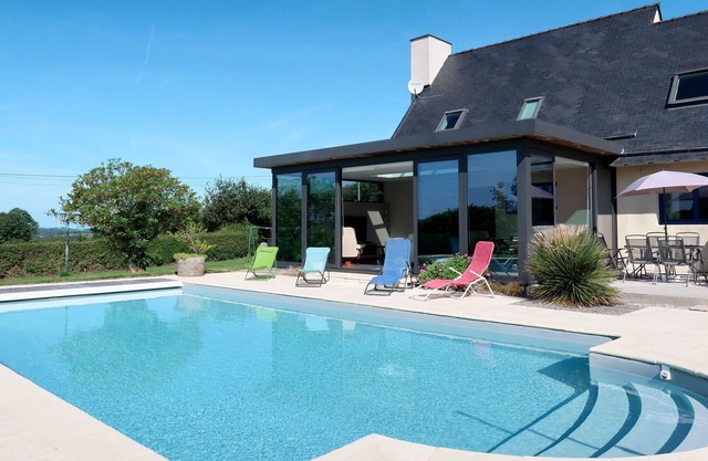 Beautiful private villa for 6 people with WIFI, private pool, TV, terrace and panoramic view