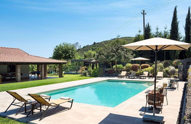 Beautiful private villa for 7 people with private pool, WIFI, A/C, TV, terrace and panoramic view
