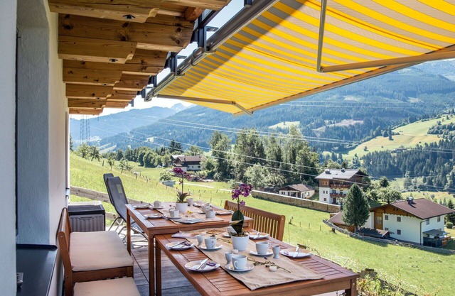 Beautiful private villa for 8 guests with WIFI, TV, terrace and pets allowed