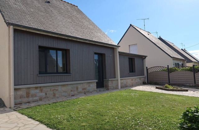 Beautiful private villa for 4 guests with TV, terrace and pets allowed