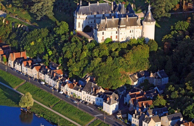 Beautiful private villa for 4 people with WIFI, TV, terrace, pets allowed and parking