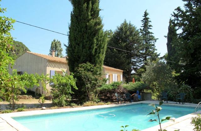 Beautiful private villa for 8 guests with private pool, WIFI, TV, terrace and pets allowed