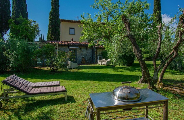 Beautiful private villa for 3 people with A/C, WIFI, TV and panoramic view
