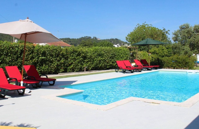 Beautiful private villa for 4 people with pool, WIFI, TV, terrace and parking